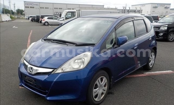 Buy Used Honda Fit Blue Car in Beitbridge in Matabeleland South