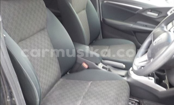 Nunua Ilio tumika Honda Fit Nyeusi Gari ndani ya Beitbridge nchini Matabeleland Kusini Nunua Ilio tumika Honda Fit Nyeusi Gari ndani ya Beitbridge nchini Matabeleland Kusini