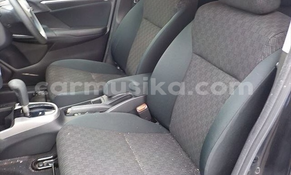 Nunua Ilio tumika Honda Fit Nyeusi Gari ndani ya Beitbridge nchini Matabeleland Kusini Nunua Ilio tumika Honda Fit Nyeusi Gari ndani ya Beitbridge nchini Matabeleland Kusini