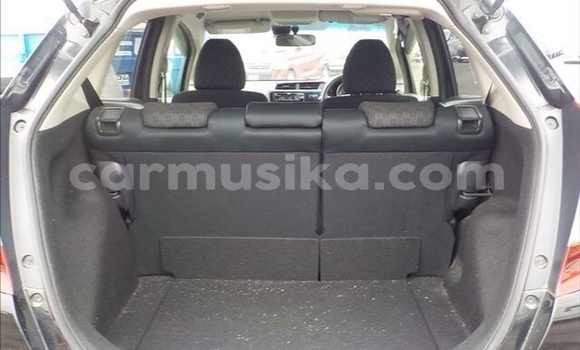 Nunua Ilio tumika Honda Fit Nyeusi Gari ndani ya Beitbridge nchini Matabeleland Kusini Nunua Ilio tumika Honda Fit Nyeusi Gari ndani ya Beitbridge nchini Matabeleland Kusini