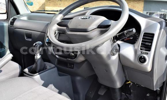 Buy Used Kia K2700 White Truck in Beitbridge in Matabeleland South Buy Used Kia K2700 White Truck in Beitbridge in Matabeleland South