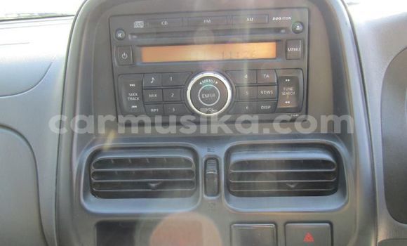 Acheter Occasion Voiture Nissan NP 300 Blanc à Beitbridge, Matabeleland South Acheter Occasion Voiture Nissan NP 300 Blanc à Beitbridge, Matabeleland South