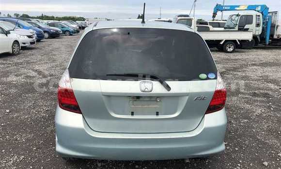 Buy Used Honda Fit Silver Car in Beitbridge in Matabeleland South Buy Used Honda Fit Silver Car in Beitbridge in Matabeleland South