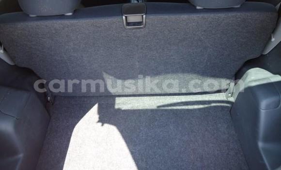 Nunua Ilio tumika Toyota Vitz Nyeupe Gari ndani ya Beitbridge nchini Matabeleland Kusini Nunua Ilio tumika Toyota Vitz Nyeupe Gari ndani ya Beitbridge nchini Matabeleland Kusini