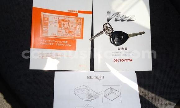 Nunua Ilio tumika Toyota Vitz Nyeupe Gari ndani ya Beitbridge nchini Matabeleland Kusini Nunua Ilio tumika Toyota Vitz Nyeupe Gari ndani ya Beitbridge nchini Matabeleland Kusini