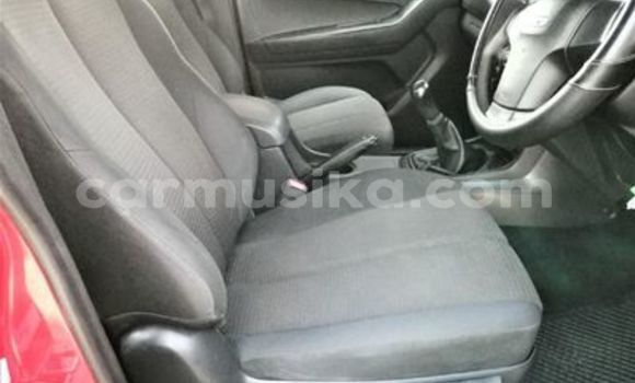 Nunua Ilio tumika Isuzu D–MAX Nyekundu Gari ndani ya Beitbridge nchini Matabeleland Kusini Nunua Ilio tumika Isuzu D–MAX Nyekundu Gari ndani ya Beitbridge nchini Matabeleland Kusini