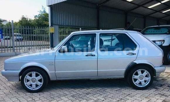 Nunua Ilio tumika Volkswagen Golf Fedha Gari ndani ya Beitbridge nchini Matabeleland Kusini