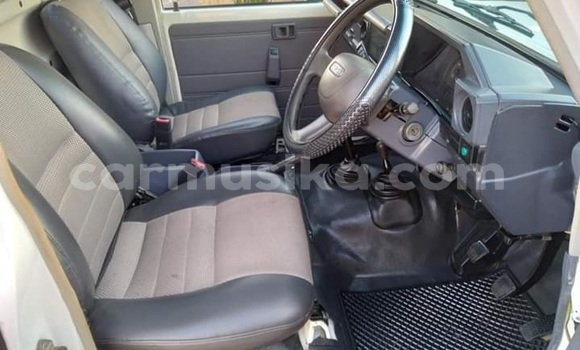 Tenga Tsaru Isuzu KB Chena Mota in Beitbridge in Matabeleland South Tenga Tsaru Isuzu KB Chena Mota in Beitbridge in Matabeleland South