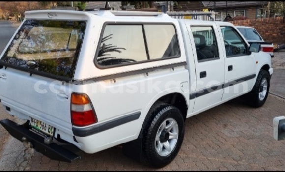 Tenga Tsaru Isuzu KB Chena Mota in Beitbridge in Matabeleland South Tenga Tsaru Isuzu KB Chena Mota in Beitbridge in Matabeleland South