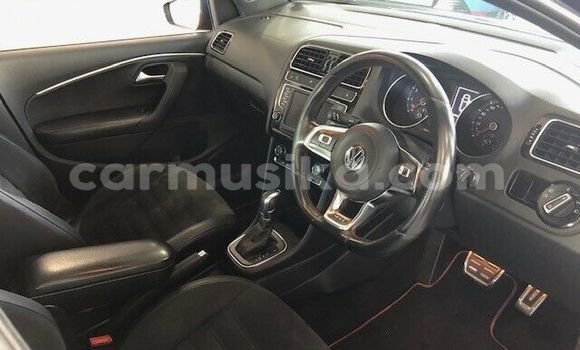 Acheter Occasion Voiture Volkswagen Polo GTI Bleu à Beitbridge, Matabeleland South Acheter Occasion Voiture Volkswagen Polo GTI Bleu à Beitbridge, Matabeleland South