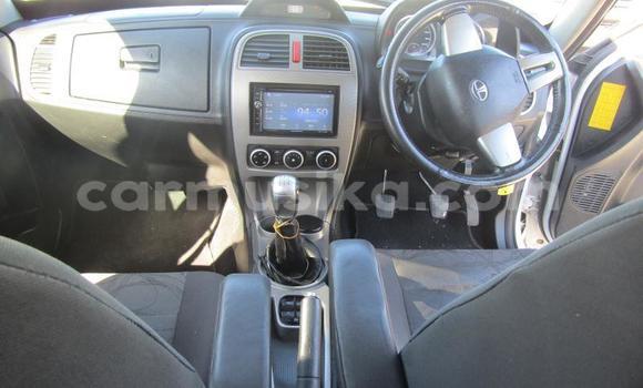 Buy Used TATA Xenon White Car in Beitbridge in Matabeleland South Buy Used TATA Xenon White Car in Beitbridge in Matabeleland South