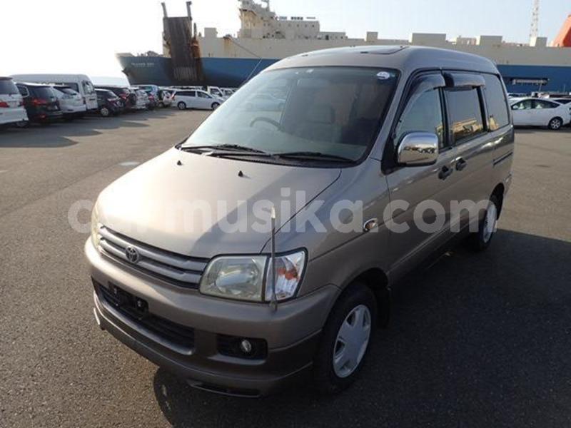 Big with watermark toyota noah matabeleland south beitbridge 24511