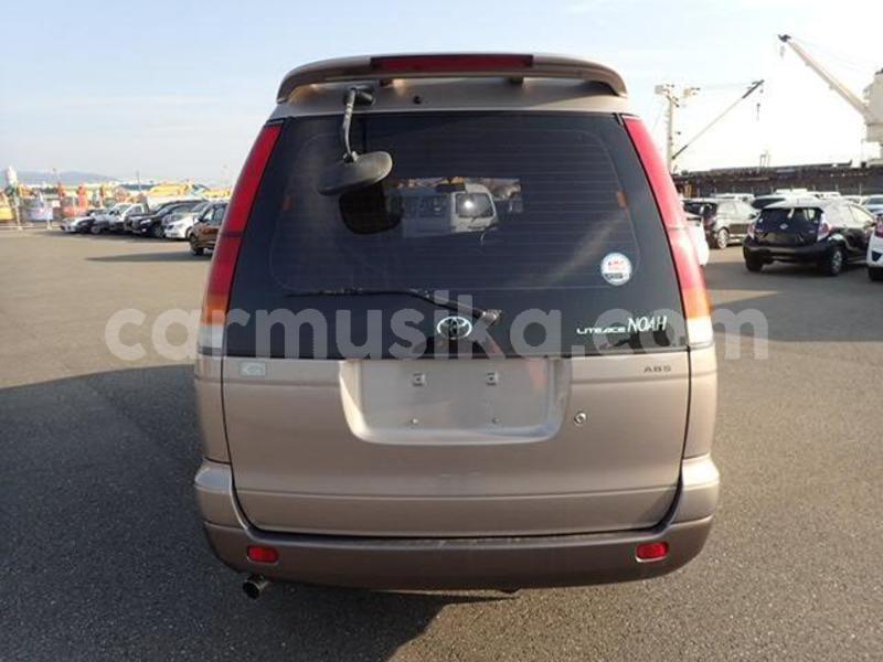 Big with watermark toyota noah matabeleland south beitbridge 24511