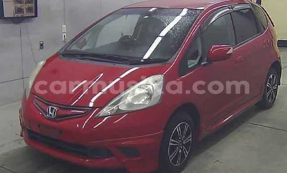 Nunua Ilio tumika Honda Fit Nyekundu Gari ndani ya Beitbridge nchini Matabeleland Kusini