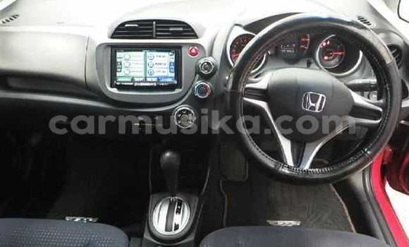 Acheter Occasion Voiture Honda Fit Rouge à Beitbridge, Matabeleland South Acheter Occasion Voiture Honda Fit Rouge à Beitbridge, Matabeleland South