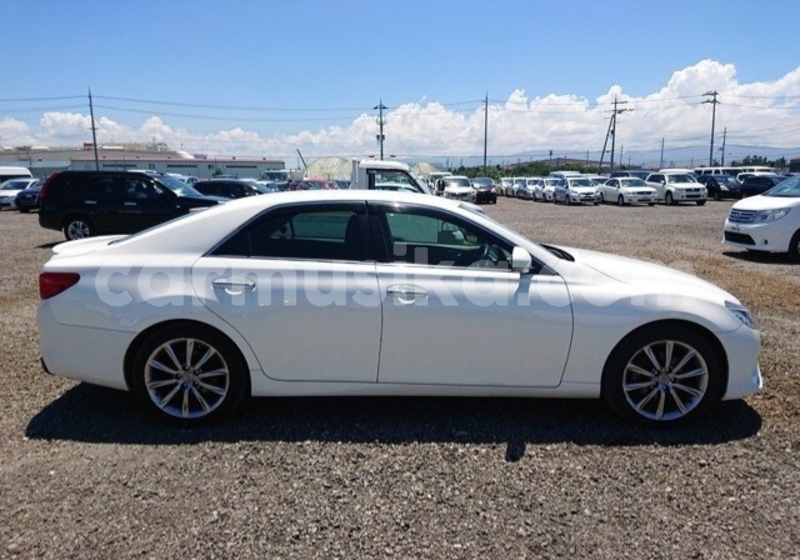 Big with watermark toyota mark x matabeleland south beitbridge 24515