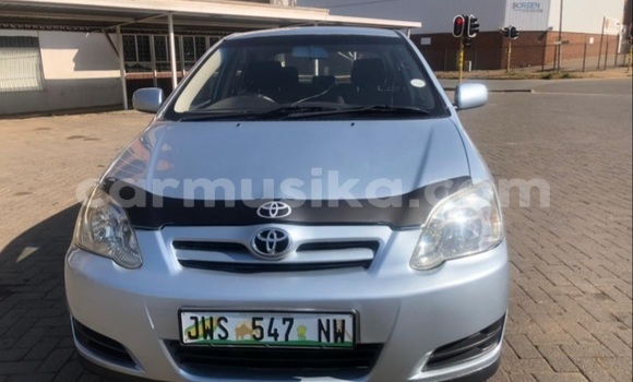 Nunua Ilio tumika Toyota Runx Bluu Gari ndani ya Beitbridge nchini Matabeleland Kusini