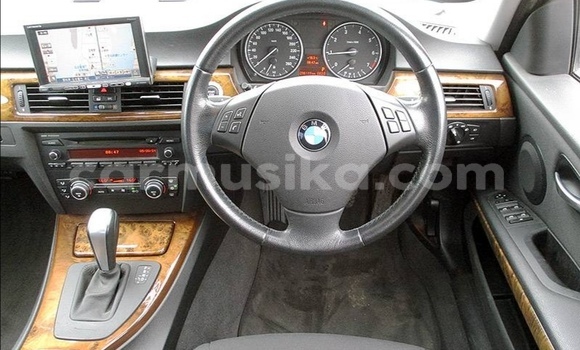 Tenga Tsaru BMW 3–Series Chena Mota in Beitbridge in Matabeleland South Tenga Tsaru BMW 3–Series Chena Mota in Beitbridge in Matabeleland South
