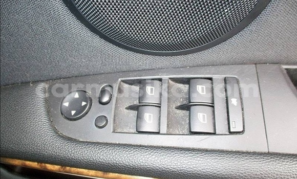 Tenga Tsaru BMW 3–Series Chena Mota in Beitbridge in Matabeleland South Tenga Tsaru BMW 3–Series Chena Mota in Beitbridge in Matabeleland South