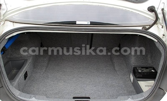 Tenga Tsaru BMW 3–Series Chena Mota in Beitbridge in Matabeleland South Tenga Tsaru BMW 3–Series Chena Mota in Beitbridge in Matabeleland South