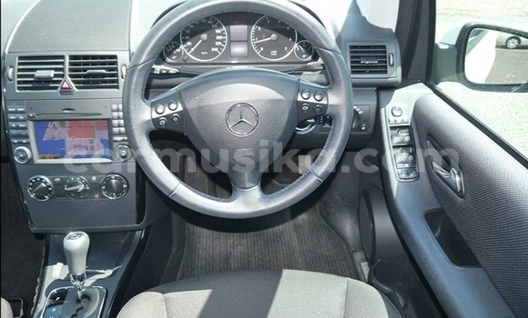 Acheter Occasion Voiture Mercedes‒Benz A–Class Blanc à Beitbridge, Matabeleland South Acheter Occasion Voiture Mercedes‒Benz A–Class Blanc à Beitbridge, Matabeleland South