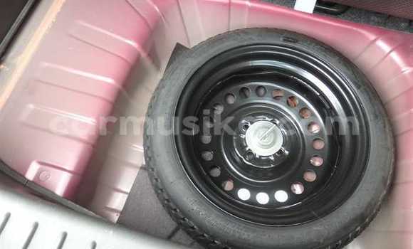 Buy Used Nissan Cube Red Car in Beitbridge in Matabeleland South Buy Used Nissan Cube Red Car in Beitbridge in Matabeleland South