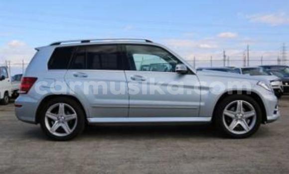 Tenga Tsaru Mercedes‒Benz GLK–Class Sirivha Mota in Beitbridge in Matabeleland South Tenga Tsaru Mercedes‒Benz GLK–Class Sirivha Mota in Beitbridge in Matabeleland South
