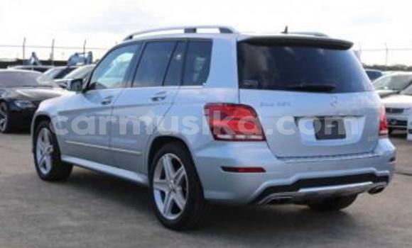Tenga Tsaru Mercedes‒Benz GLK–Class Sirivha Mota in Beitbridge in Matabeleland South Tenga Tsaru Mercedes‒Benz GLK–Class Sirivha Mota in Beitbridge in Matabeleland South