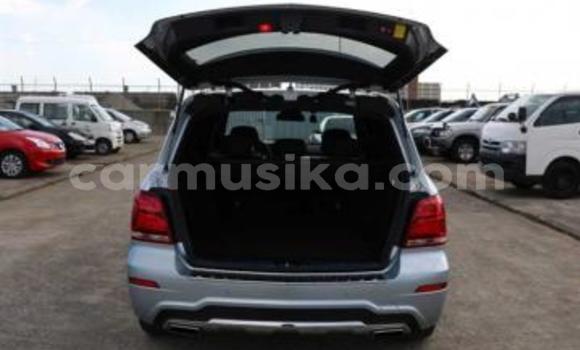 Tenga Tsaru Mercedes‒Benz GLK–Class Sirivha Mota in Beitbridge in Matabeleland South Tenga Tsaru Mercedes‒Benz GLK–Class Sirivha Mota in Beitbridge in Matabeleland South