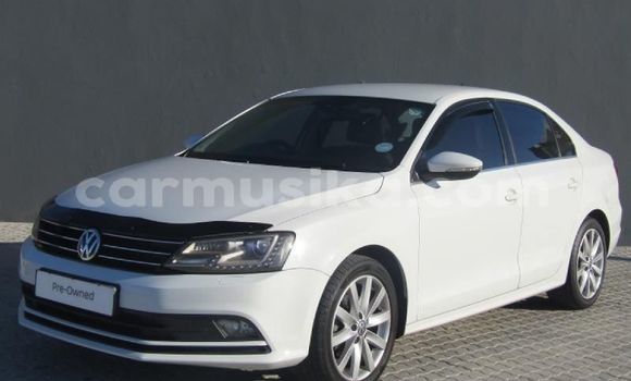 Buy Used Volkswagen Jetta White Car in Belvedere in Harare Buy Used Volkswagen Jetta White Car in Belvedere in Harare
