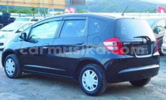 Nunua Ilio tumika Honda Fit Nyeusi Gari ndani ya Beitbridge nchini Matabeleland Kusini Nunua Ilio tumika Honda Fit Nyeusi Gari ndani ya Beitbridge nchini Matabeleland Kusini