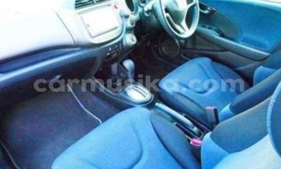 Nunua Ilio tumika Honda Fit Nyeusi Gari ndani ya Beitbridge nchini Matabeleland Kusini Nunua Ilio tumika Honda Fit Nyeusi Gari ndani ya Beitbridge nchini Matabeleland Kusini