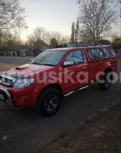 Big with watermark toyota hilux matabeleland south beitbridge 24575