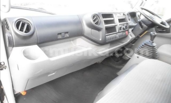 Acheter Occasion Utilitaire Toyota Dyna Blanc à Beitbridge, Matabeleland South Acheter Occasion Utilitaire Toyota Dyna Blanc à Beitbridge, Matabeleland South