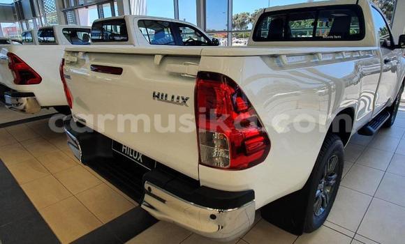 Nunua Ilio tumika Toyota Hilux Nyeupe Gari ndani ya Beitbridge nchini Matabeleland Kusini Nunua Ilio tumika Toyota Hilux Nyeupe Gari ndani ya Beitbridge nchini Matabeleland Kusini
