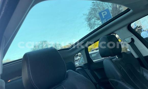 Buy Used Land Rover Range Rover Evoque White Car in Harare in Harare Buy Used Land Rover Range Rover Evoque White Car in Harare in Harare