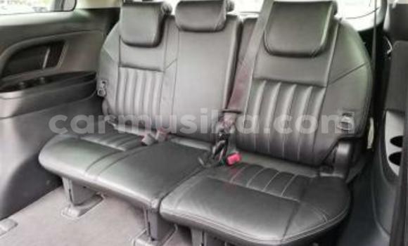 Nunua Ilio tumika Toyota Previa Fedha Gari ndani ya Beitbridge nchini Matabeleland Kusini Nunua Ilio tumika Toyota Previa Fedha Gari ndani ya Beitbridge nchini Matabeleland Kusini