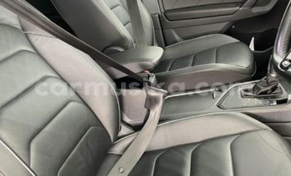 Acheter Occasion Voiture Volkswagen Tiguan Blanc à Beitbridge, Matabeleland South Acheter Occasion Voiture Volkswagen Tiguan Blanc à Beitbridge, Matabeleland South