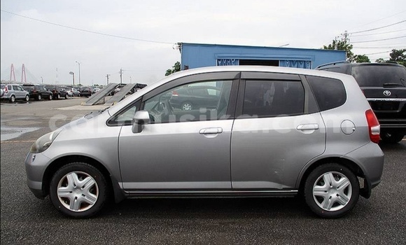 Acheter Occasion Voiture Honda Fit Gris à Beitbridge, Matabeleland South Acheter Occasion Voiture Honda Fit Gris à Beitbridge, Matabeleland South