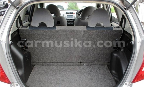 Acheter Occasion Voiture Honda Fit Gris à Beitbridge, Matabeleland South Acheter Occasion Voiture Honda Fit Gris à Beitbridge, Matabeleland South
