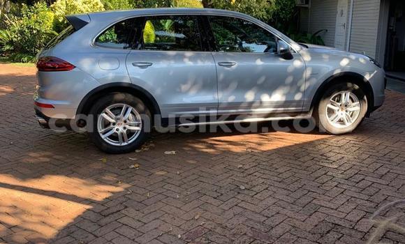 Nunua Ilio tumika Porsche Cayenne Nyingine Gari ndani ya Harare nchini Harare