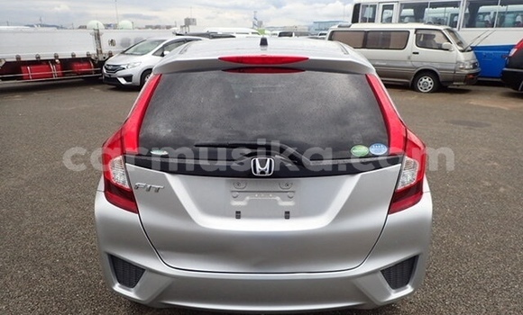 Acheter Occasion Voiture Honda Fit Gris à Beitbridge, Matabeleland South Acheter Occasion Voiture Honda Fit Gris à Beitbridge, Matabeleland South