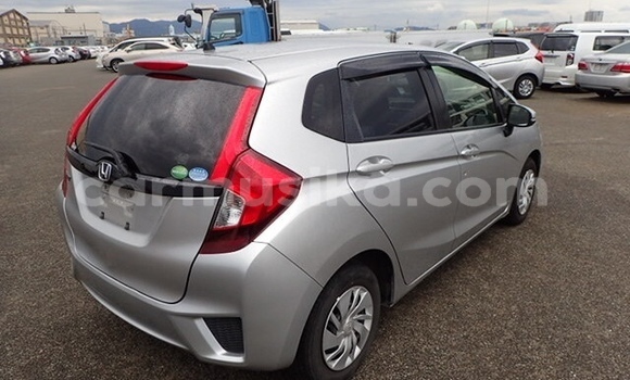 Acheter Occasion Voiture Honda Fit Gris à Beitbridge, Matabeleland South Acheter Occasion Voiture Honda Fit Gris à Beitbridge, Matabeleland South