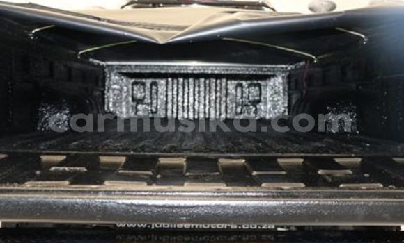 Acheter Occasion Voiture Toyota Hilux Bleu à Beitbridge, Matabeleland South Acheter Occasion Voiture Toyota Hilux Bleu à Beitbridge, Matabeleland South