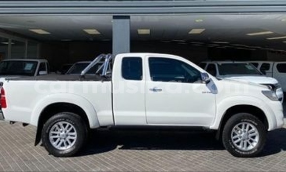 Acheter Occasion Voiture Toyota Hilux Blanc à Beitbridge, Matabeleland South