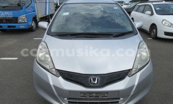Acheter Occasion Voiture Honda Fit Gris à Beitbridge, Matabeleland South Acheter Occasion Voiture Honda Fit Gris à Beitbridge, Matabeleland South
