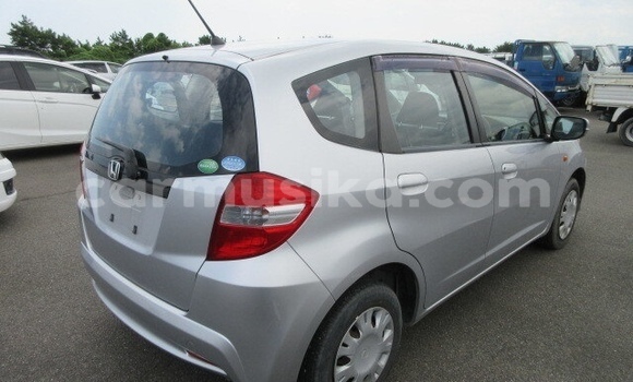 Acheter Occasion Voiture Honda Fit Gris à Beitbridge, Matabeleland South Acheter Occasion Voiture Honda Fit Gris à Beitbridge, Matabeleland South