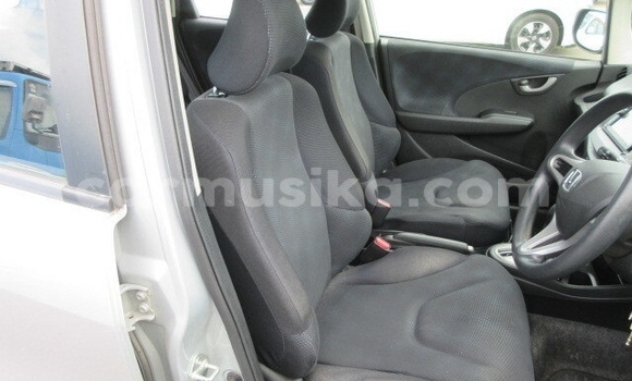 Acheter Occasion Voiture Honda Fit Gris à Beitbridge, Matabeleland South Acheter Occasion Voiture Honda Fit Gris à Beitbridge, Matabeleland South