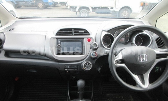 Acheter Occasion Voiture Honda Fit Gris à Beitbridge, Matabeleland South Acheter Occasion Voiture Honda Fit Gris à Beitbridge, Matabeleland South