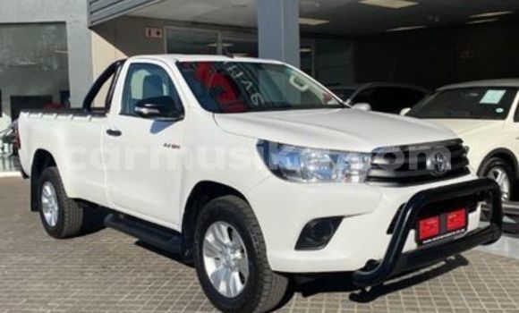 Acheter Occasion Voiture Toyota Hilux Blanc à Beitbridge, Matabeleland South Acheter Occasion Voiture Toyota Hilux Blanc à Beitbridge, Matabeleland South